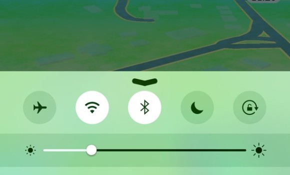 Pokemon Go сильно разряжает батарею 